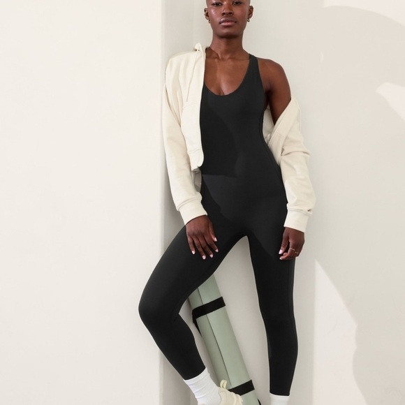 Athleta Transcend 7/8 Bodysuit Women’s Size Medium Yoga Athletic Workout Black - Picture 1 of 14